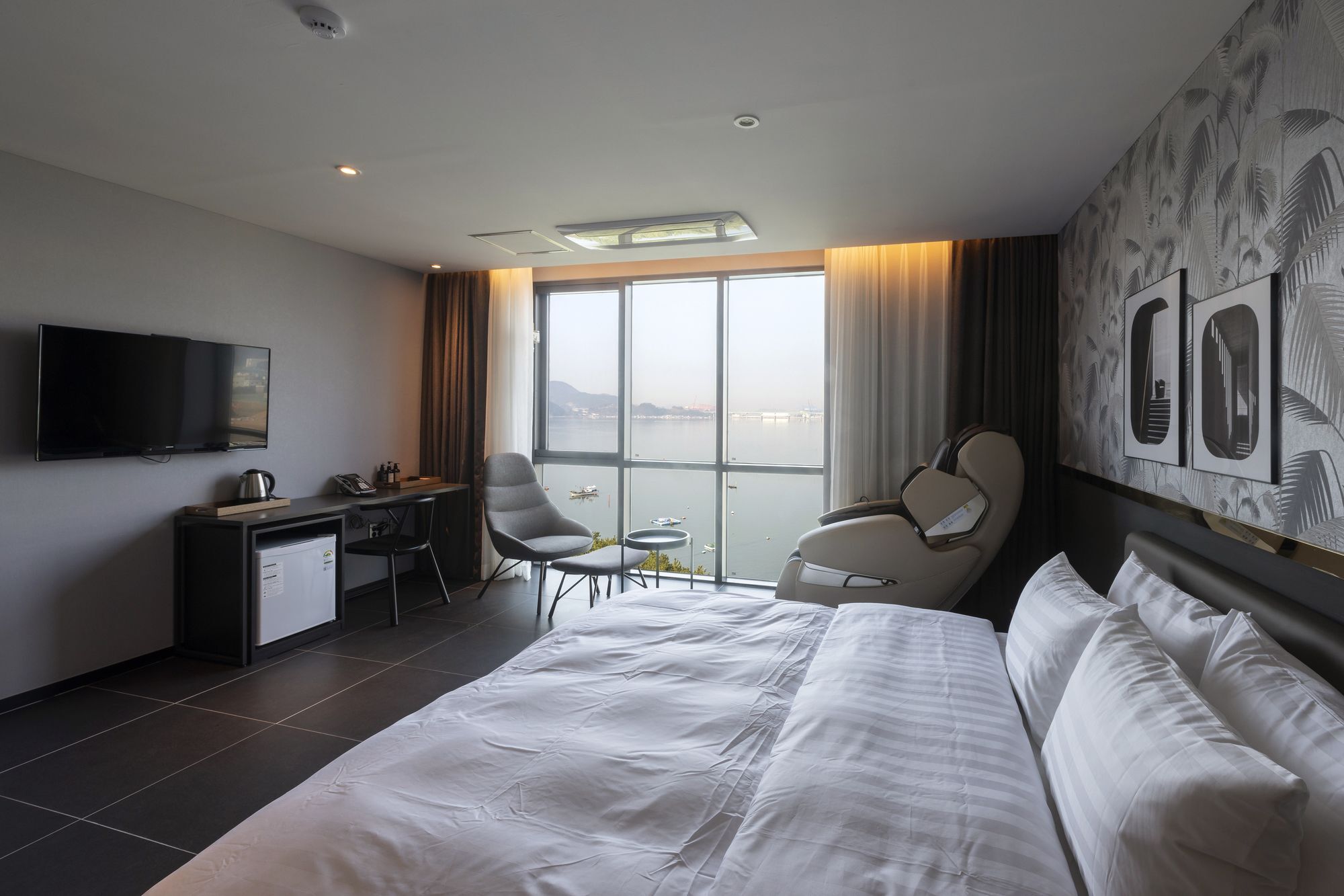 Brown-Dot Hotel Shinho Busan Exterior foto